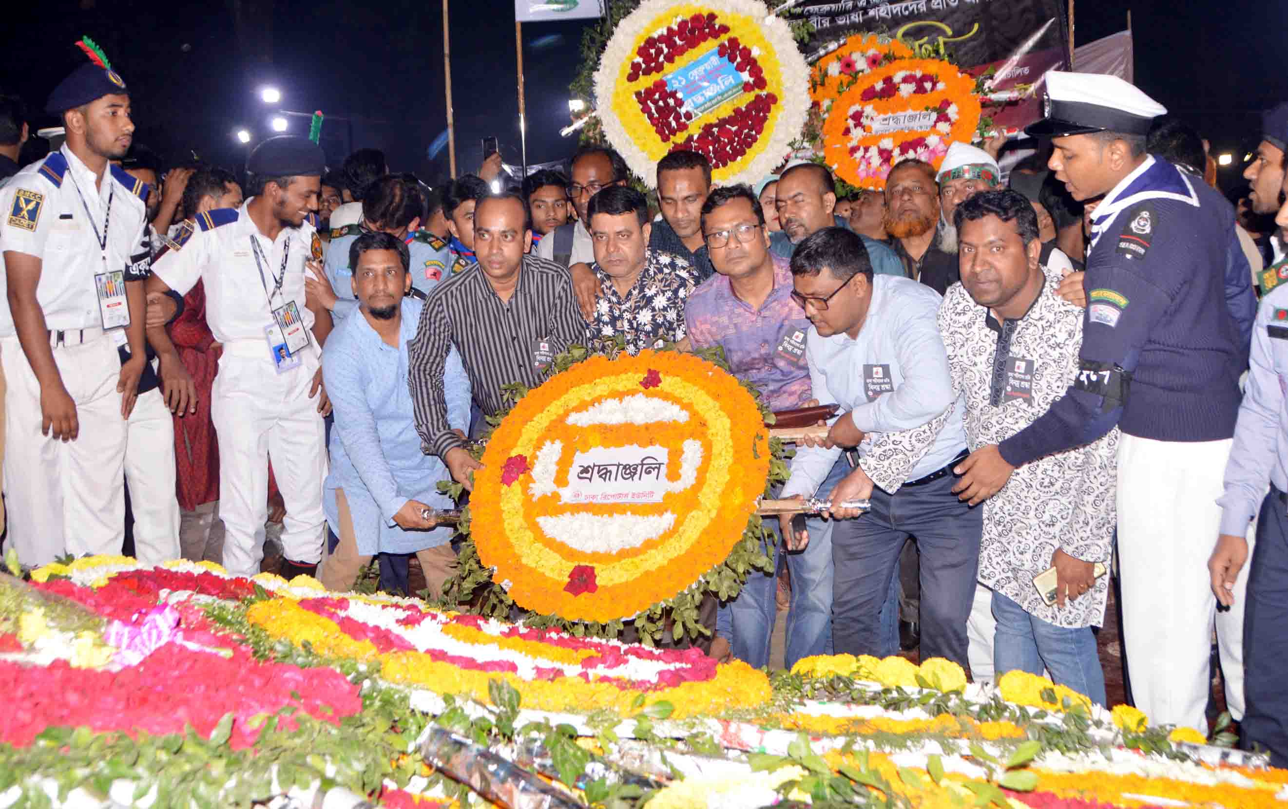 অমর একুশে ফেব্রুয়ারিতে ভাষা শহীদদের প্রতি ডিআরইউ’র শ্রদ্ধা